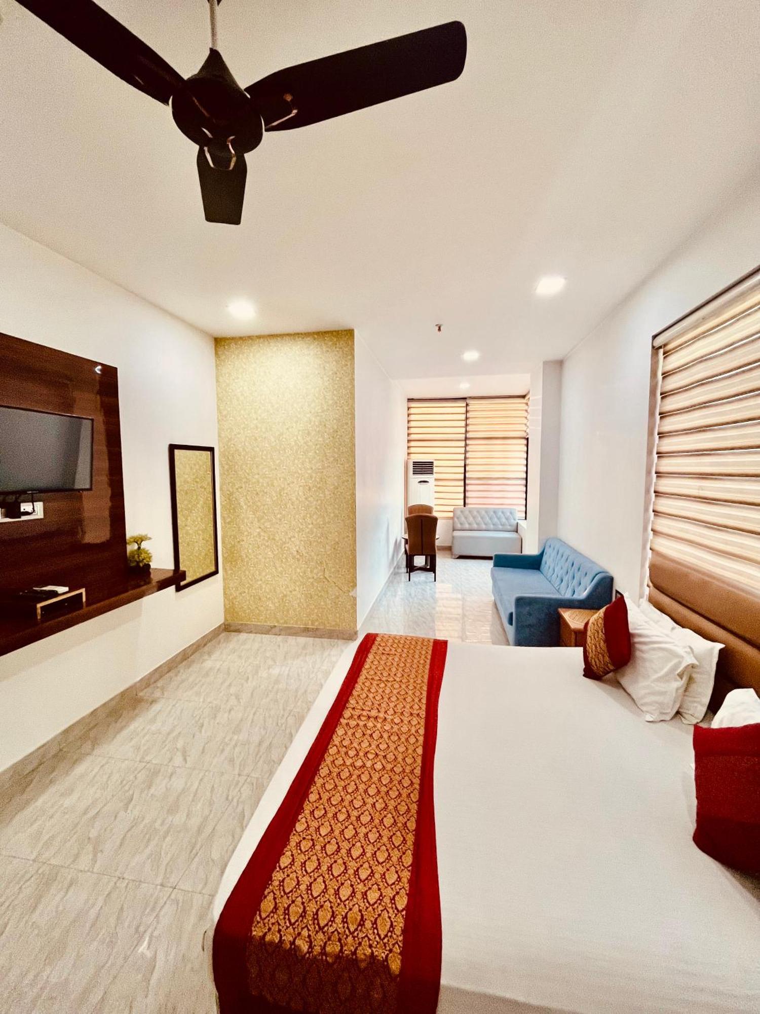 Amora Rooms Dwarka 新德里 外观 照片