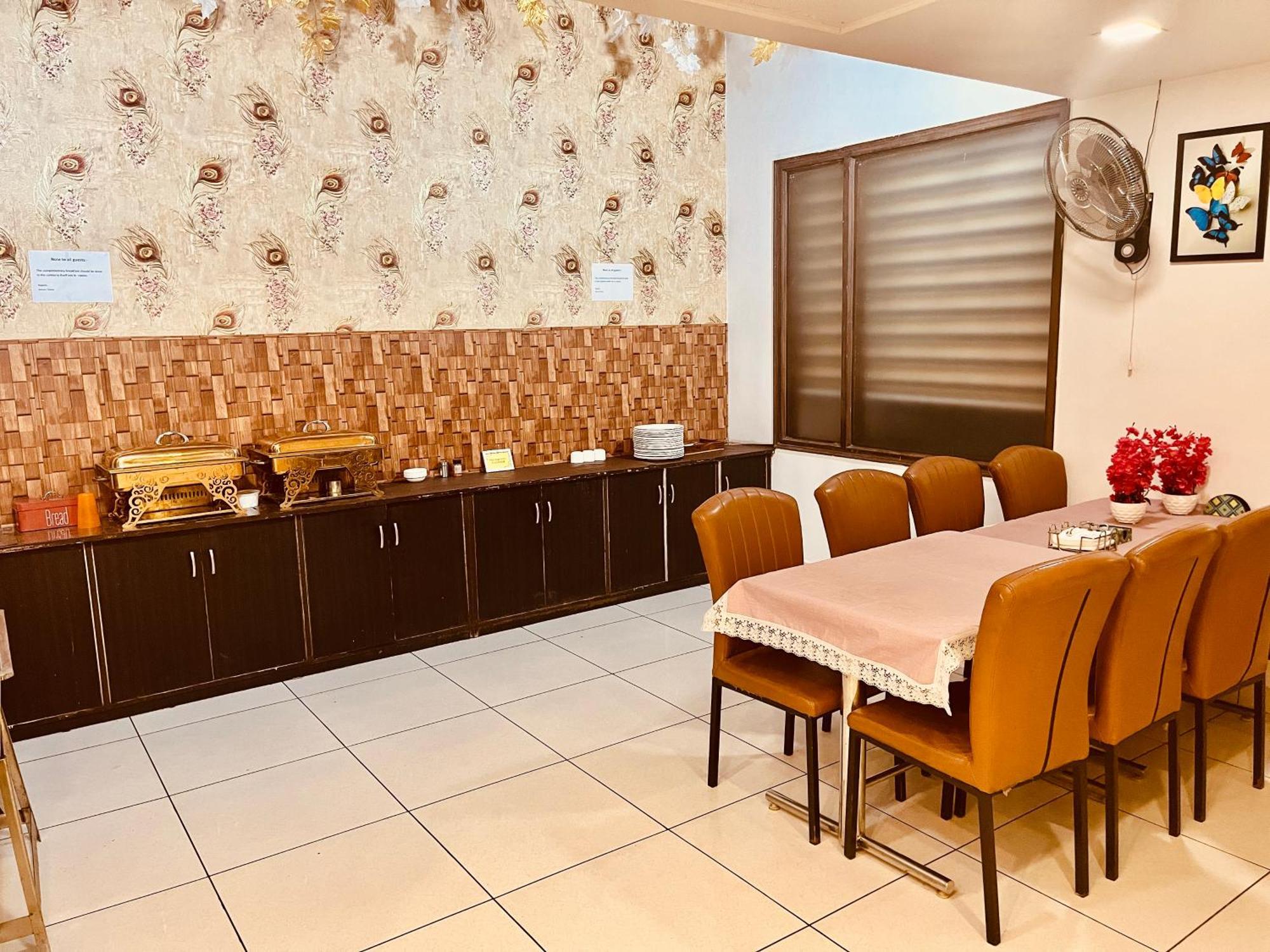 Amora Rooms Dwarka 新德里 外观 照片