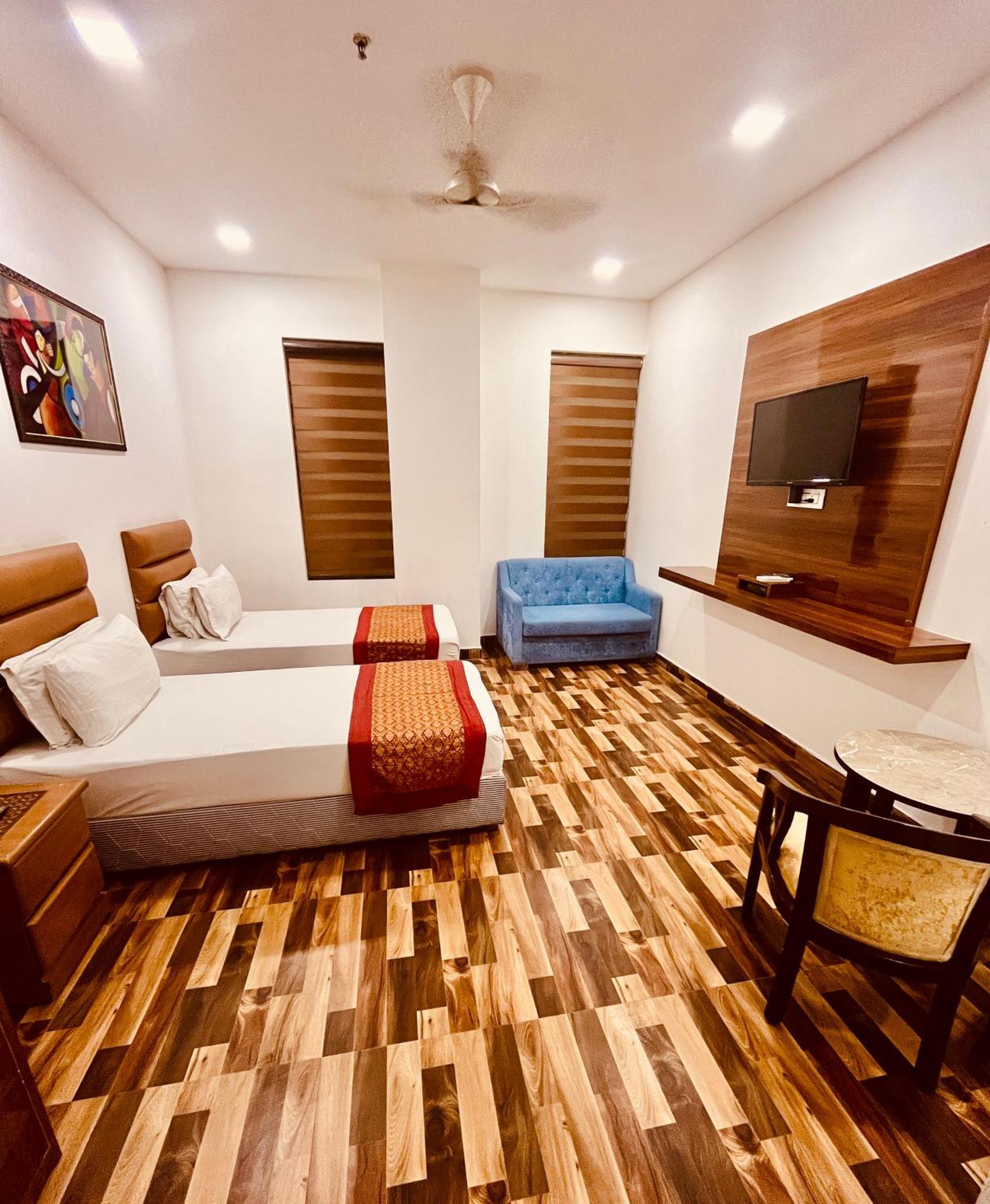 Amora Rooms Dwarka 新德里 外观 照片